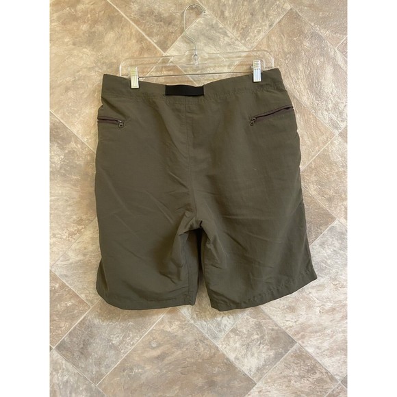 The North Face Mens 32 Green Nylon Paramount Trail Chino Shorts Adjustable Waist - Picture 4 of 15